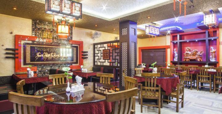 Hotel Lee Garden Puri Exterior photo